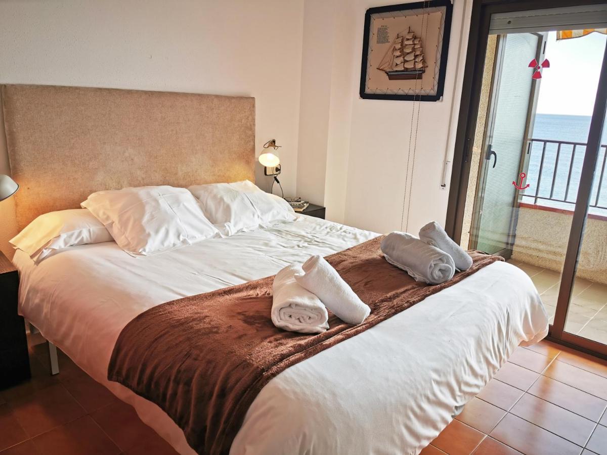 Apartaments Primera Linea Torre Valentina Сан Антони де Калоне Екстериор снимка