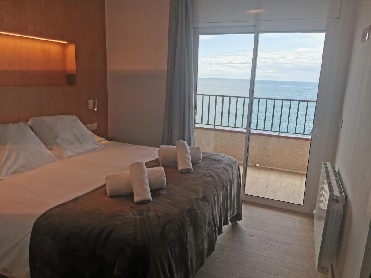 Apartaments Primera Linea Torre Valentina Сан Антони де Калоне Екстериор снимка