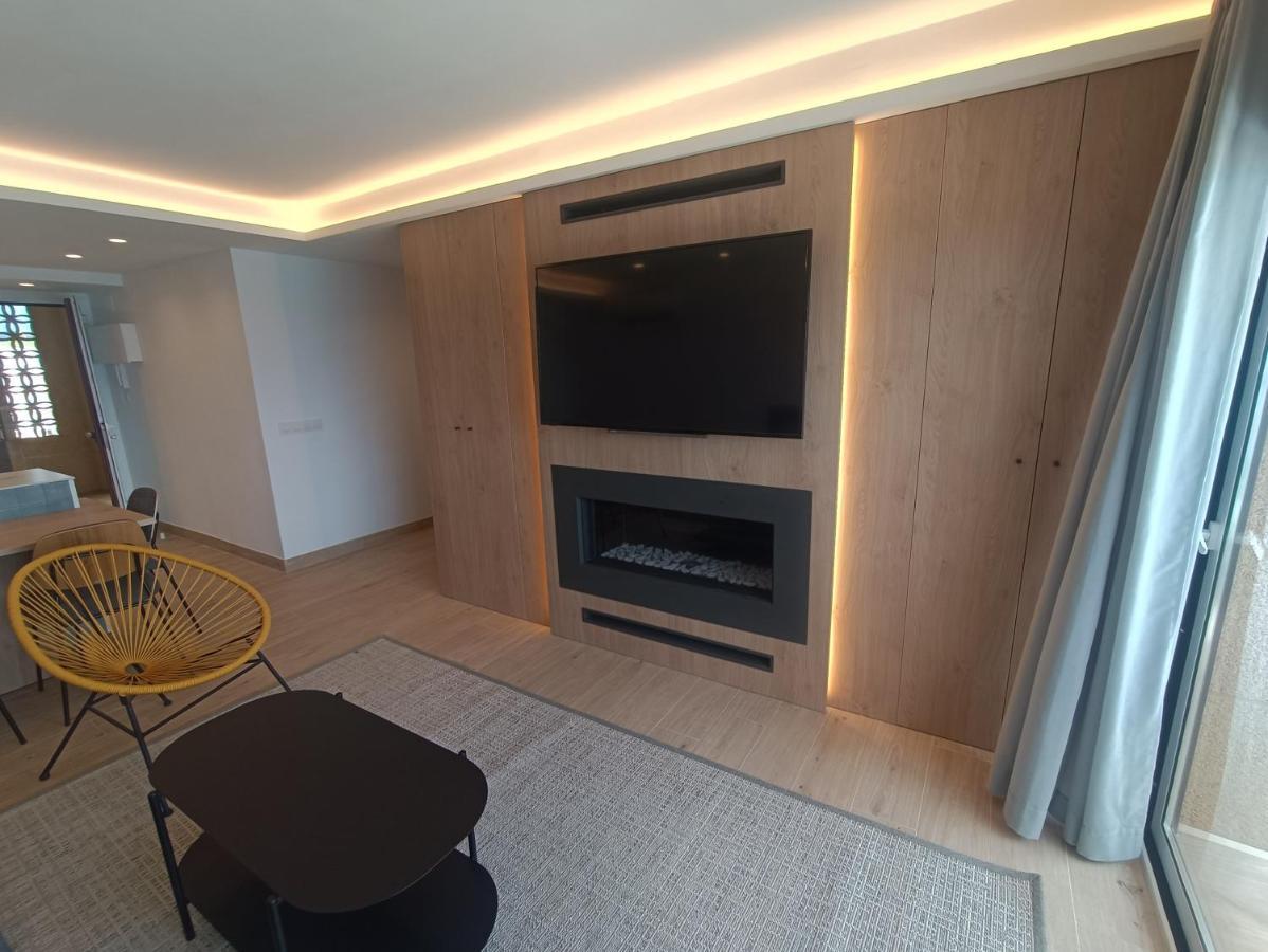 Apartaments Primera Linea Torre Valentina Сан Антони де Калоне Екстериор снимка