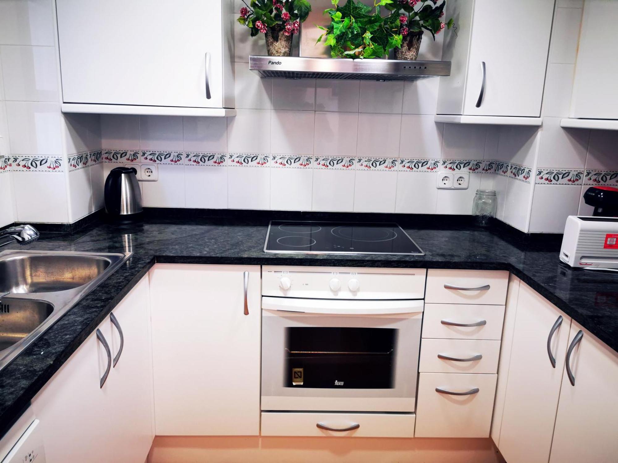 Apartaments Primera Linea Torre Valentina Сан Антони де Калоне Стая снимка
