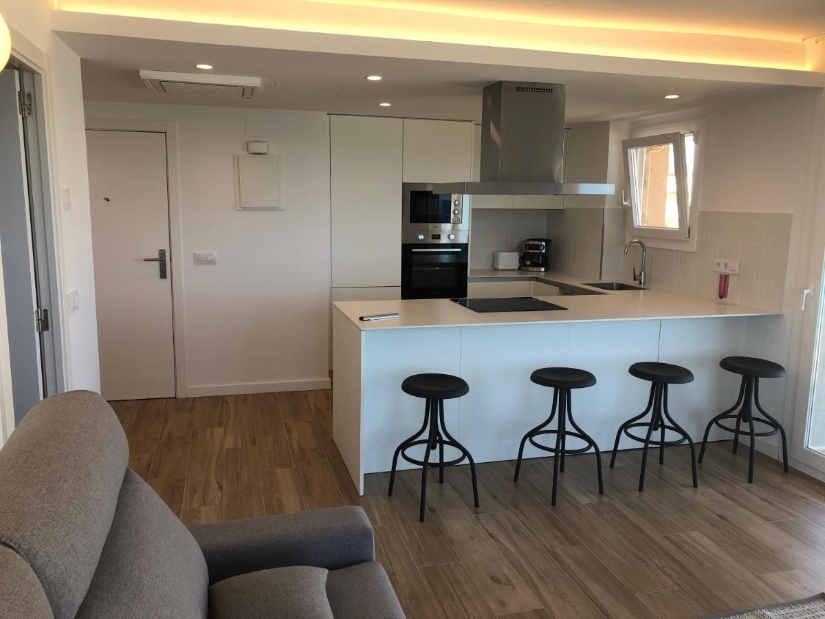 Apartaments Primera Linea Torre Valentina Сан Антони де Калоне Екстериор снимка